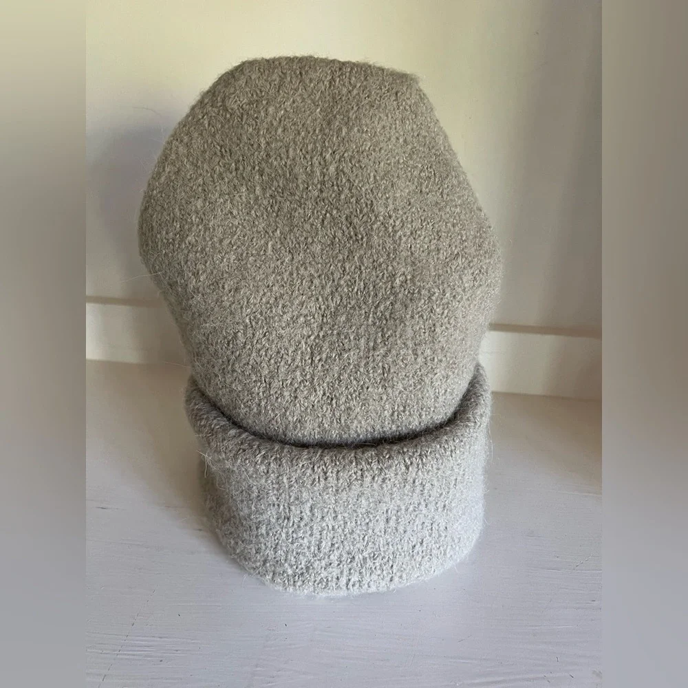 $220 Lauren Manoogian Alpaca Carpenter Hat in Willow - Picture 4 of 12